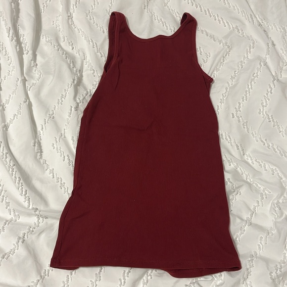 Guess maroon tank top - Picture 4 of 4